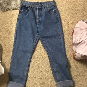 Brandy Melville Mom Jeans Size Xs